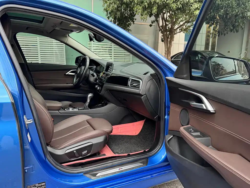 BMW 1 Series 2019 118i M Sports Package купить на сайте DeffCars