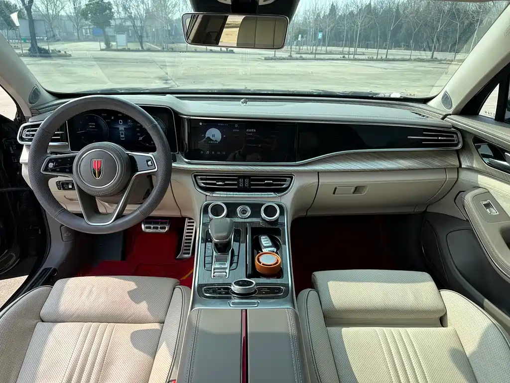 Hongqi H9 2020 2.0T Zhilian Qichang Edition купить на сайте DeffCars