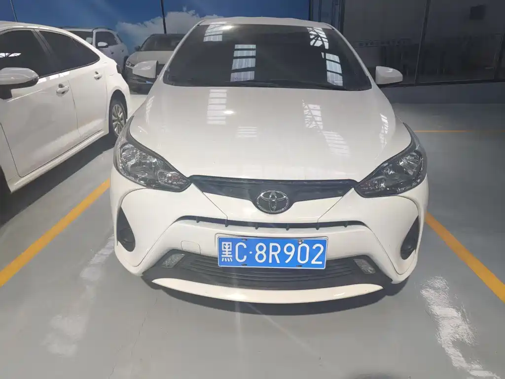 YARiS L 2022 1.5L CVT luxury PLUS version купить на сайте DeffCars