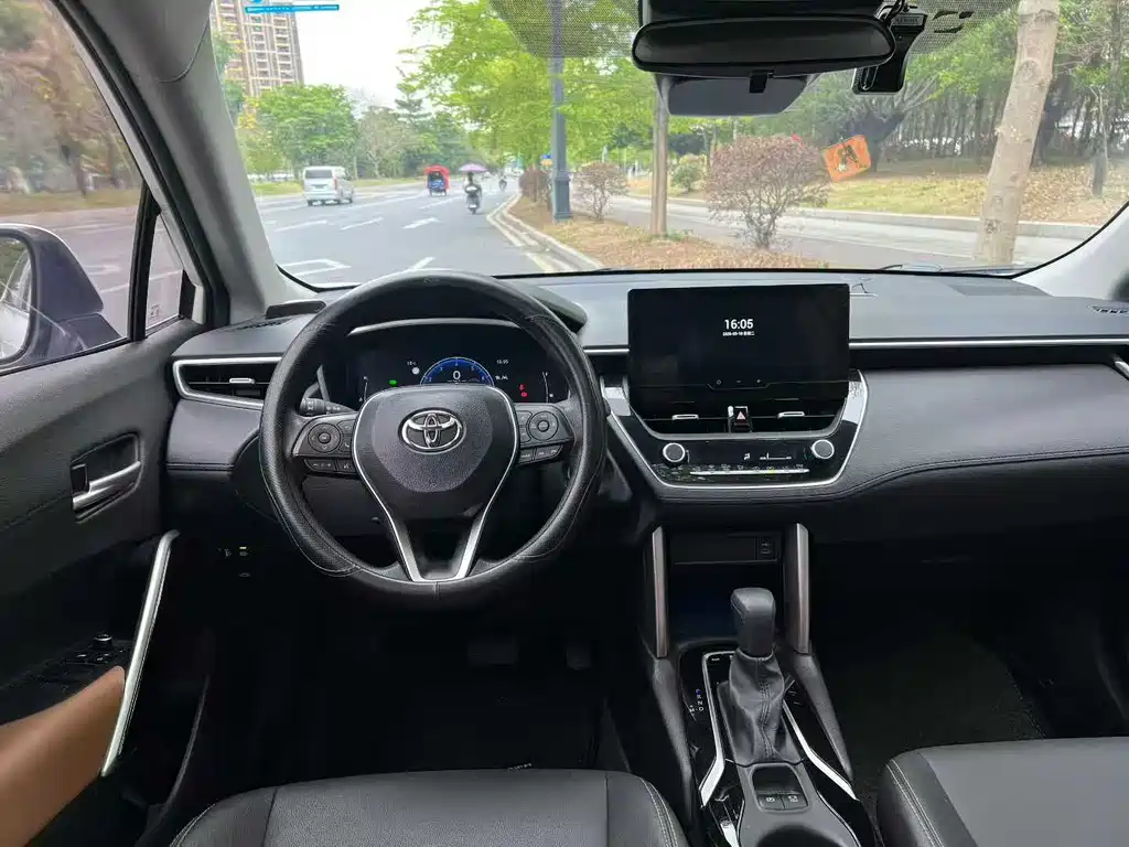 Fenglanda 2023 2.0L CVT sports version купить на сайте DeffCars