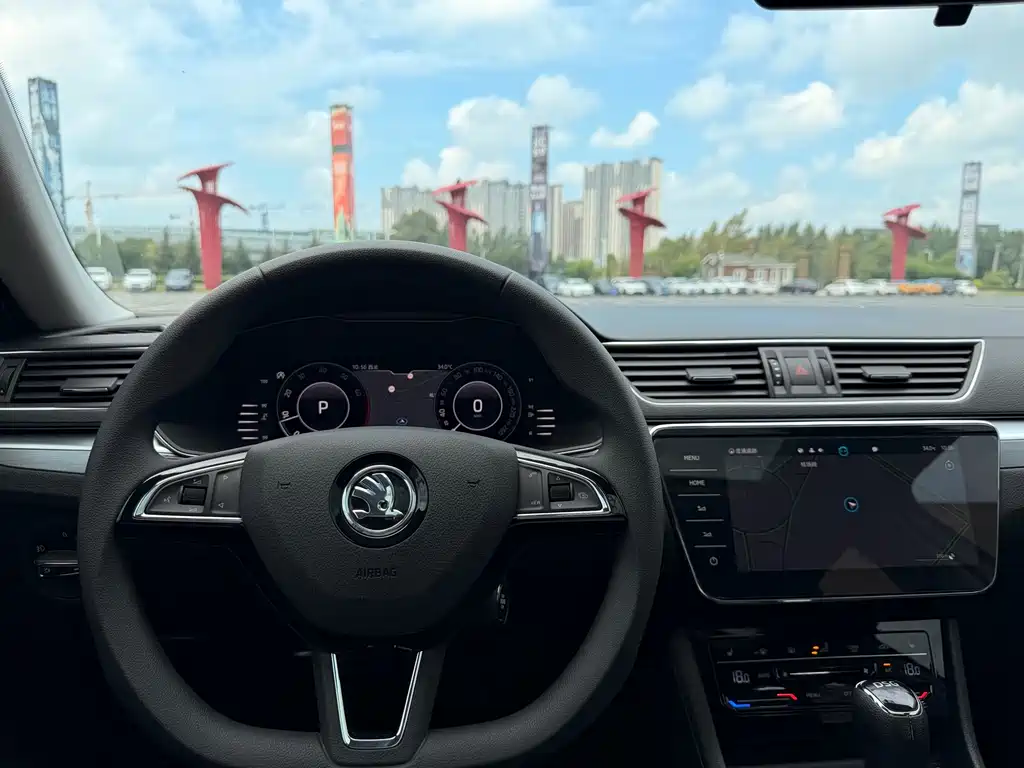 Superb 2024 TSI280 DSG Premium Edition купить на сайте DeffCars
