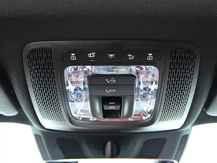 Mercedes-Benz GLB AMG 2023 AMG GLB 35 4MATIC купить на сайте DeffCars