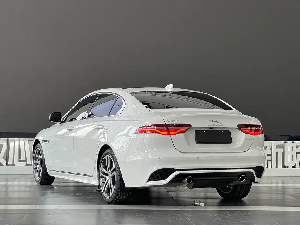 Jaguar XEL 2021 2.0T 250PS R-DYNAMIC S Advanced Sports Edition купить на сайте DeffCars