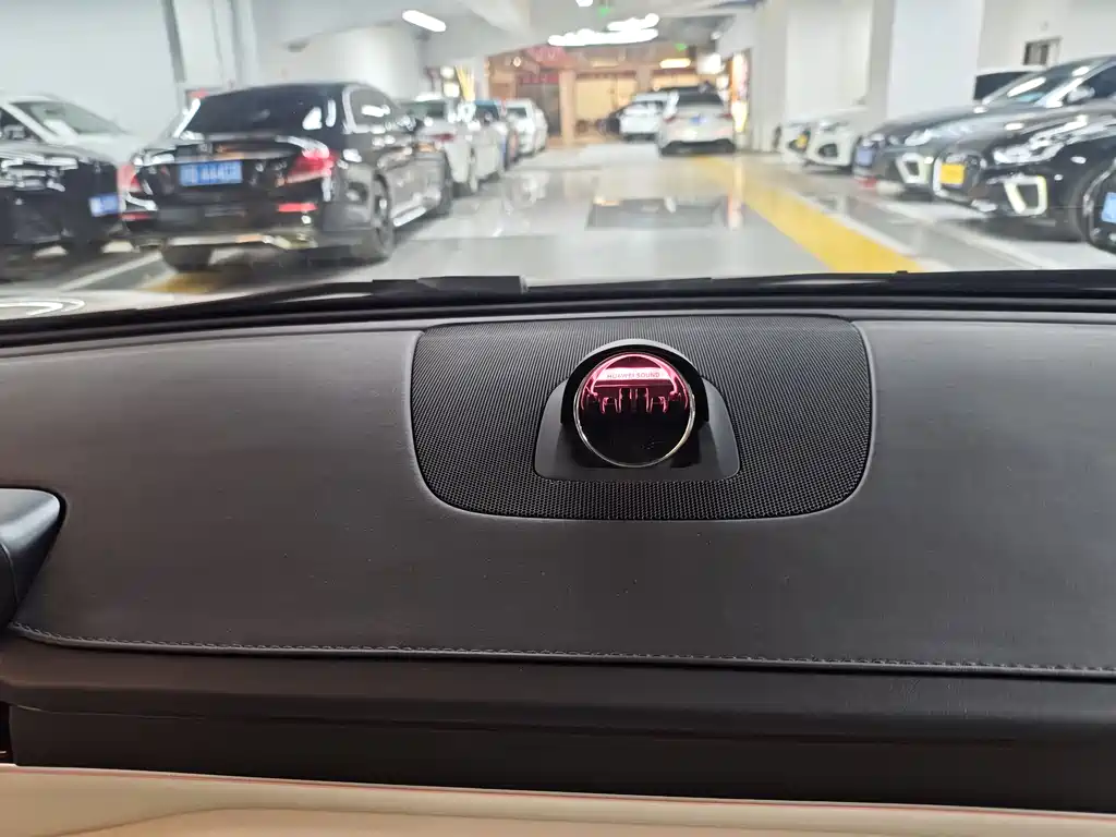 Zhijie S7 2025 model 705km Max купить на сайте DeffCars
