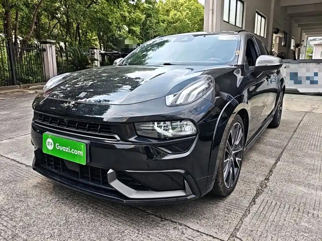 Lynk & Co 02 Hatchback 2021 2.0TD Halo купить на сайте DeffCars