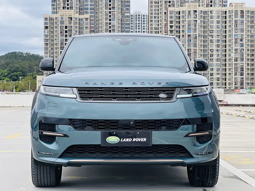 Range Rover Sport 2023 400PS Dynamic SE купить на сайте DeffCars