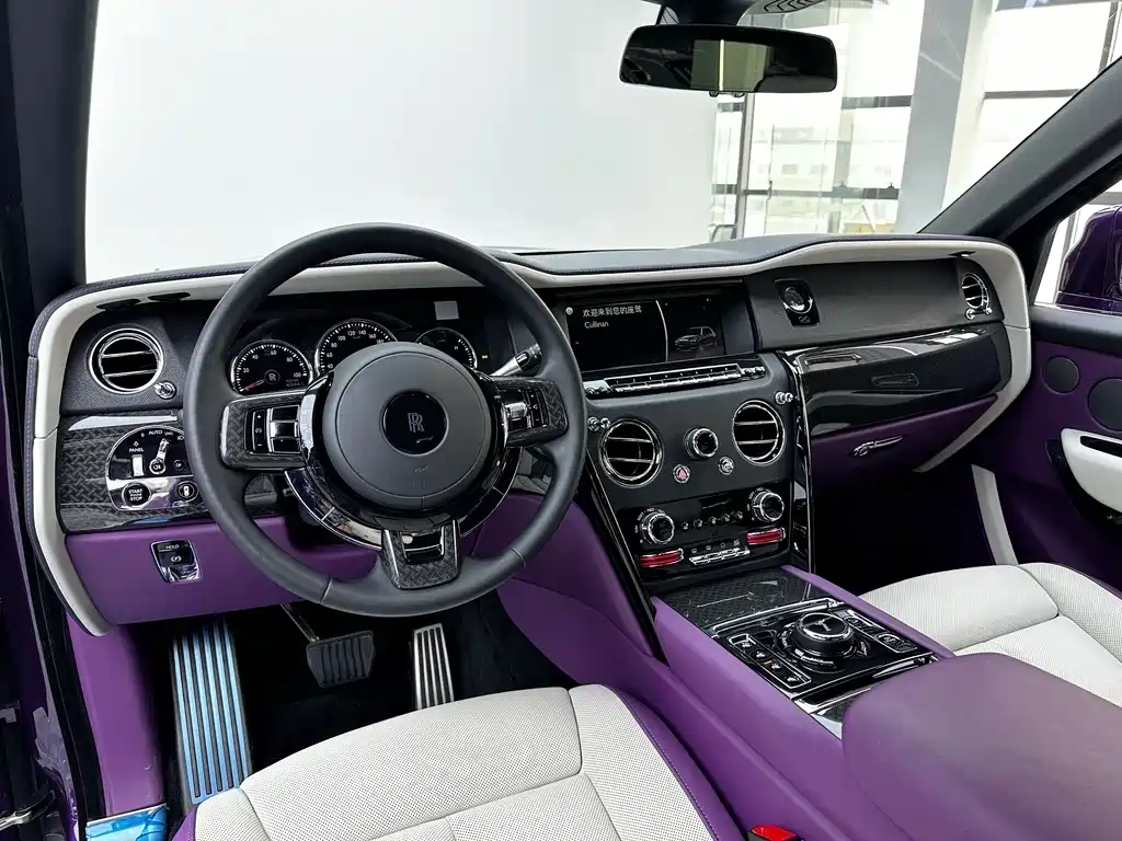 Cullinan 2020 Black Badge купить на сайте DeffCars