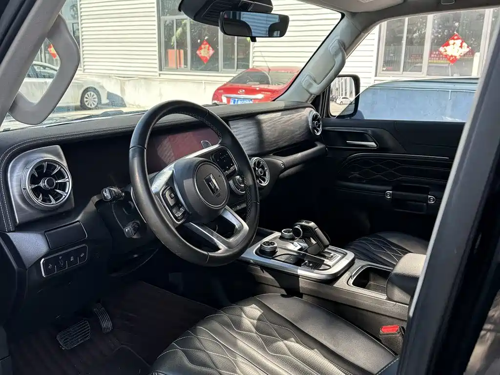 Tank 300 2024 2.0T Conqueror купить на сайте DeffCars