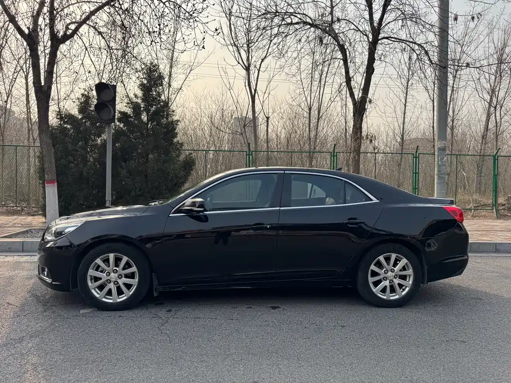 Malibu 2014 2.0L automatic luxury version купить на сайте DeffCars