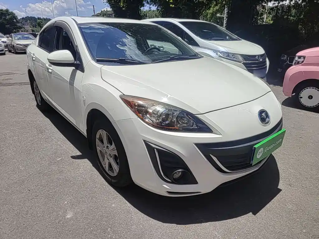 Mazda 3 Star 2015 Sedan 1.6L Automatic Elite купить на сайте DeffCars