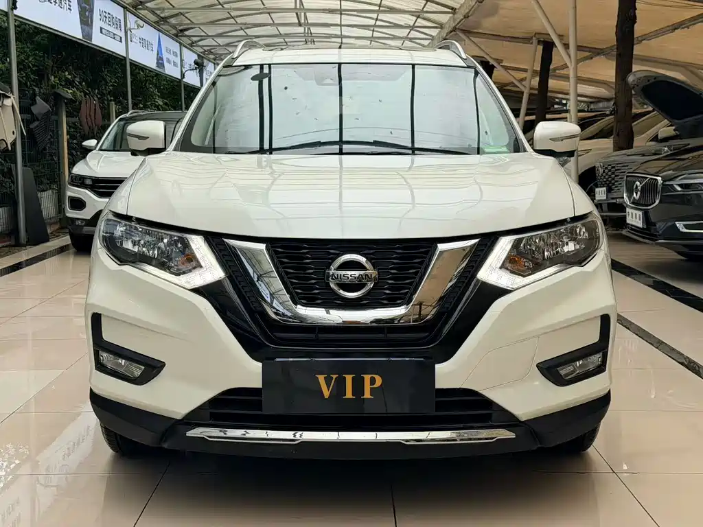 X-Trail 2017 2.5L CVT Deluxe Edition 4WD купить на сайте DeffCars
