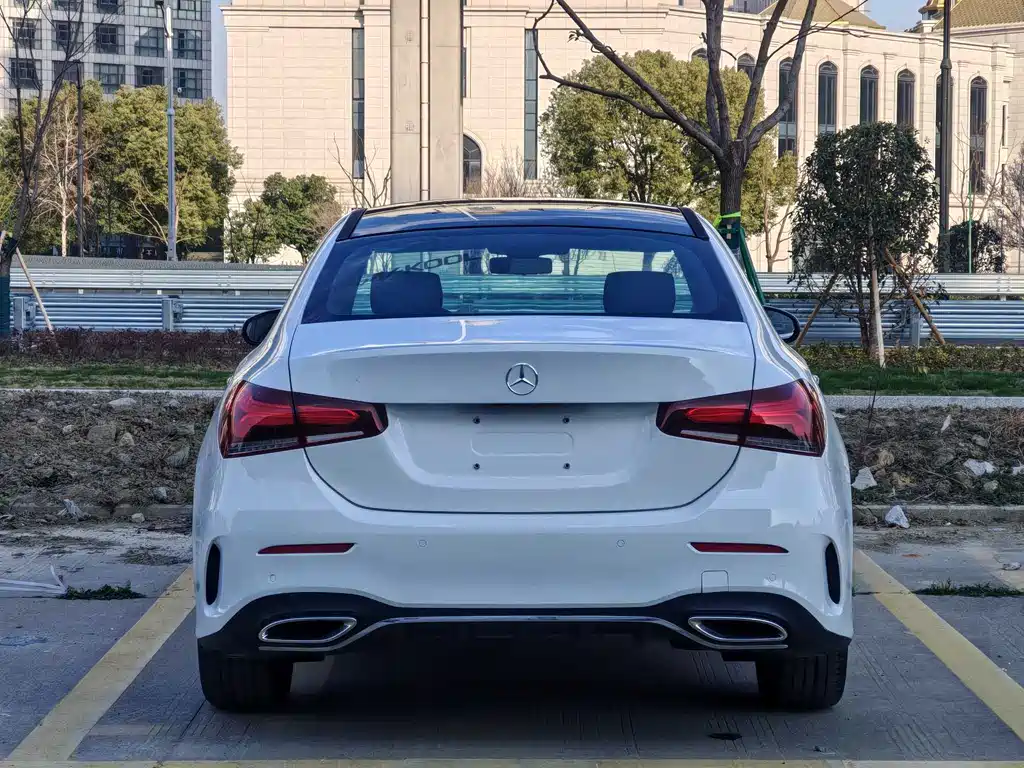 Mercedes-Benz A-Class 2021 A 200 L Sports Sedan Dynamic Type купить на сайте DeffCars