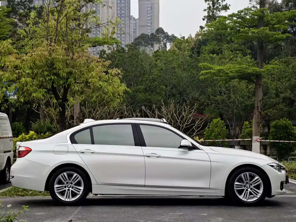 BMW 3 Series 2018 318Li купить на сайте DeffCars