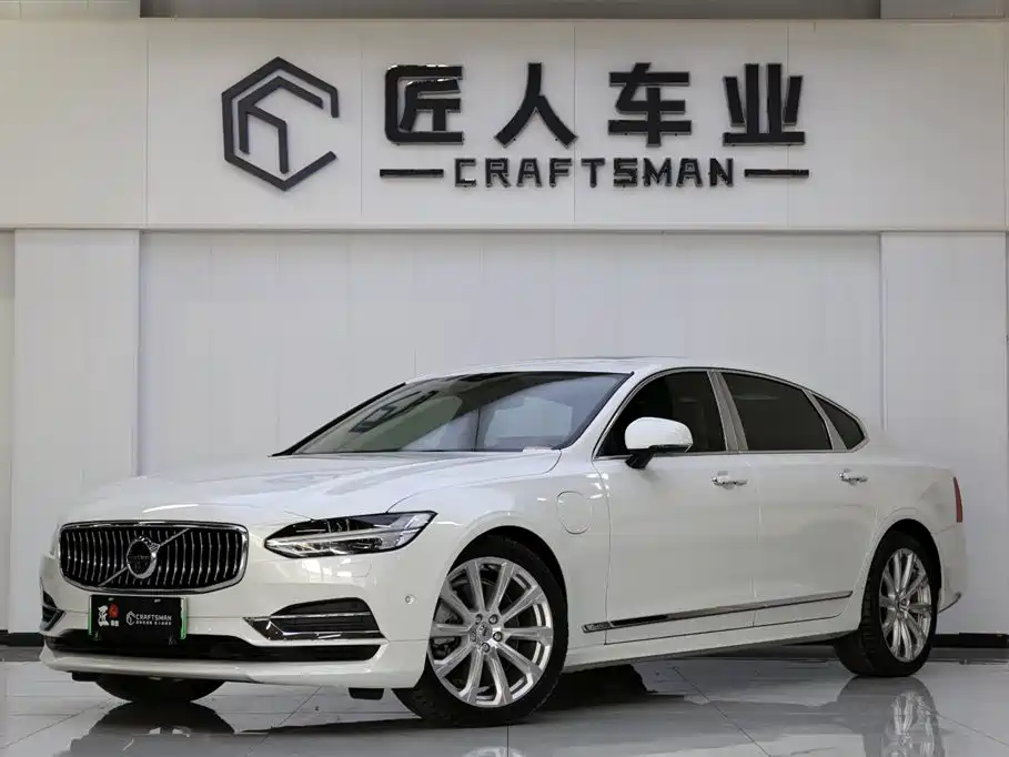 Volvo S90 Plug-in Hybrid 2019 T8 E-Drive Hybrid Honor Edition 3 Seats National VI купить на сайте DeffCars