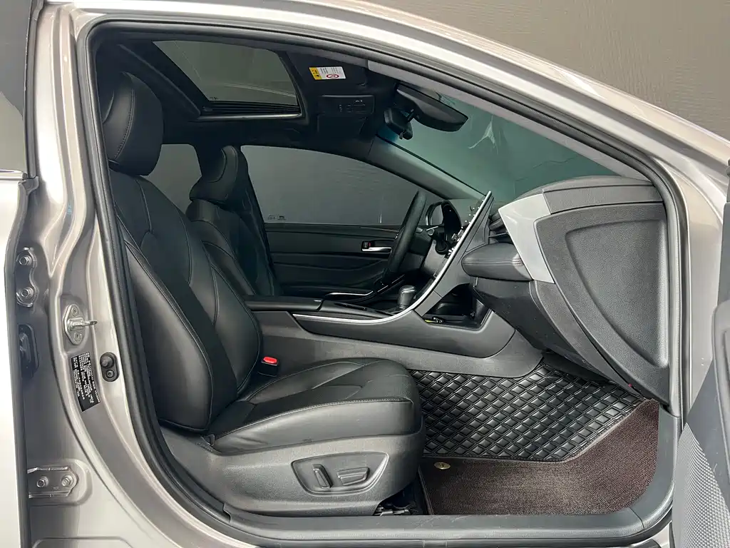 Asia Dragon 2019 2.0L XLE Exclusive Edition National VI купить на сайте DeffCars