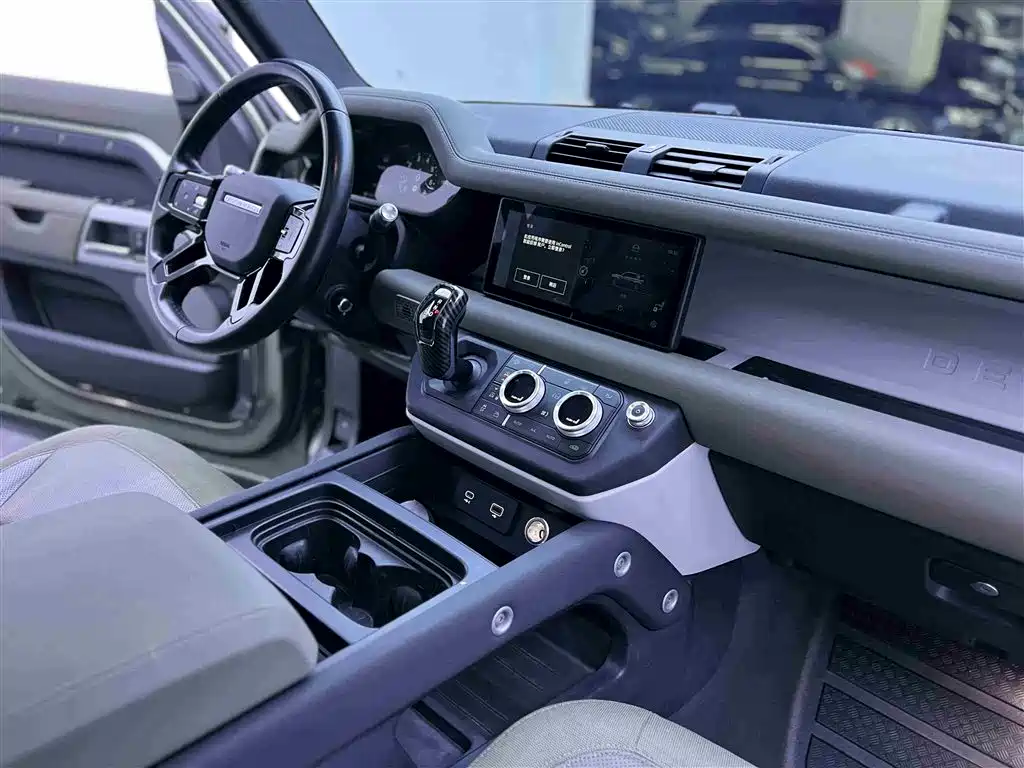 Land Rover Defender 2020 110 P400 HSE купить на сайте DeffCars