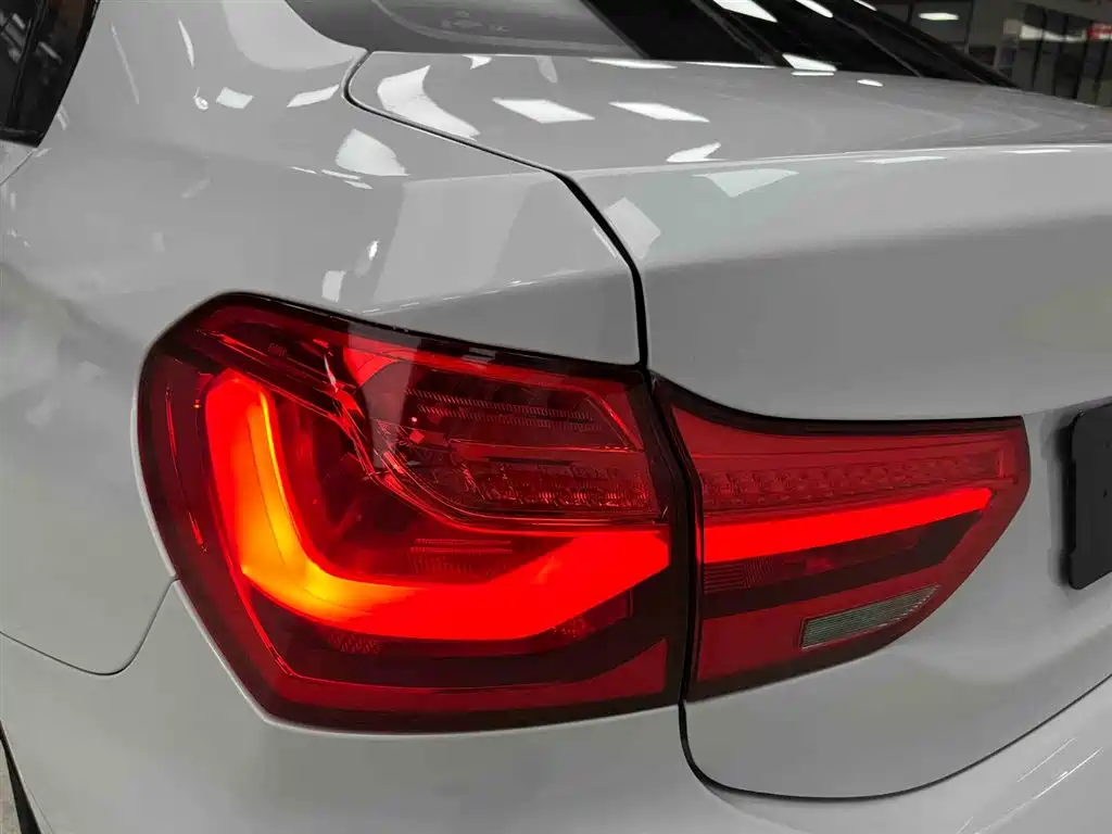 BMW 1 Series 2022 120i M Sports Night Edition купить на сайте DeffCars