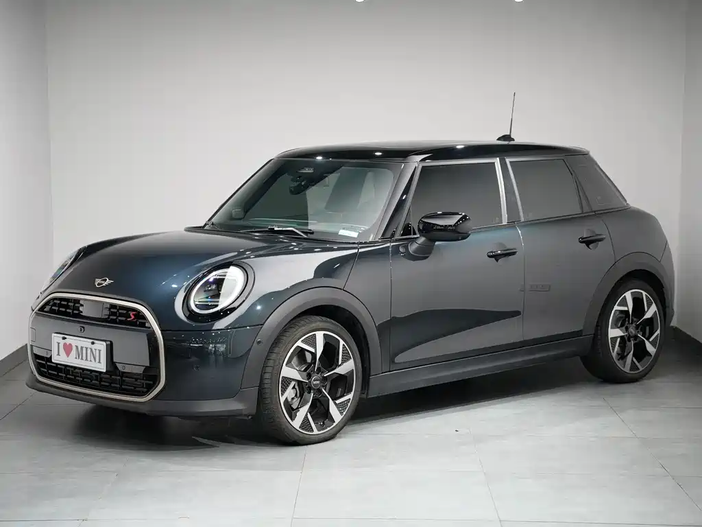 MINI 2025 2.0T COOPER S Artist Five-Door Edition купить на сайте DeffCars