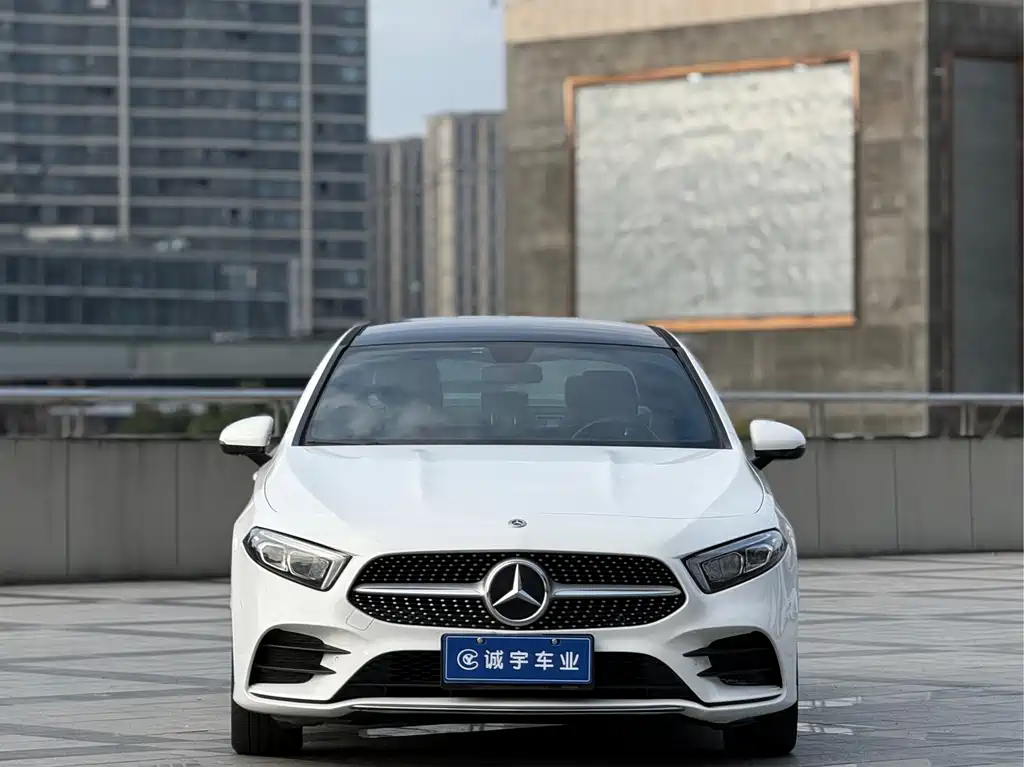 Mercedes-Benz A-Class 2021 A 200 L Sports Sedan Fashionable купить на сайте DeffCars