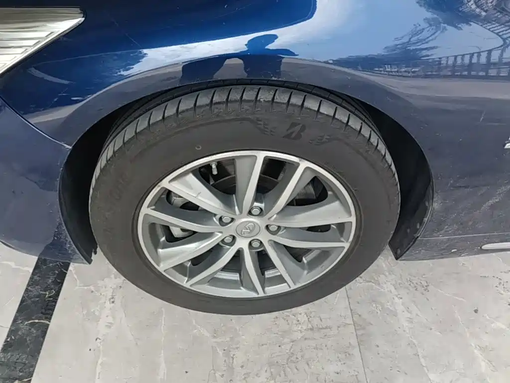 Infinity Q50L 2018 2.0T Comfort Edition National VI купить на сайте DeffCars