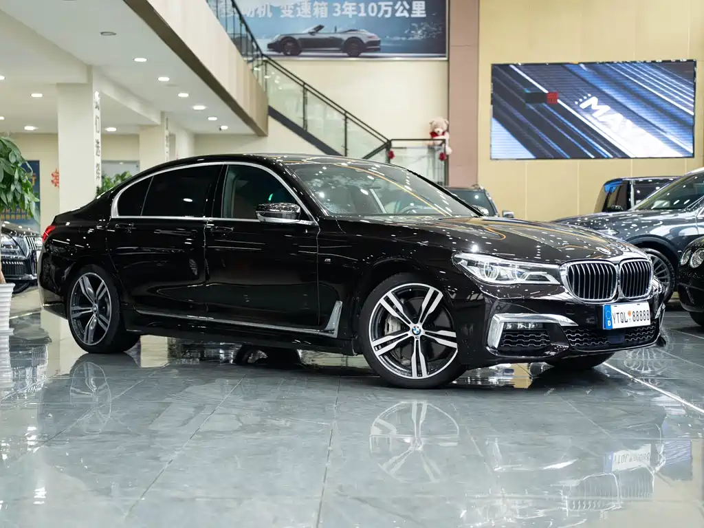 BMW 7 Series 2018 750Li xDrive M Sports Package купить на сайте DeffCars
