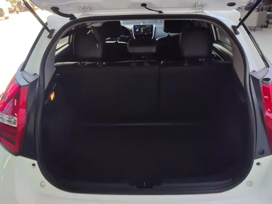 YARiS L Zhixuan 2019 1.5E CVT Charming Edition National VI купить на сайте DeffCars