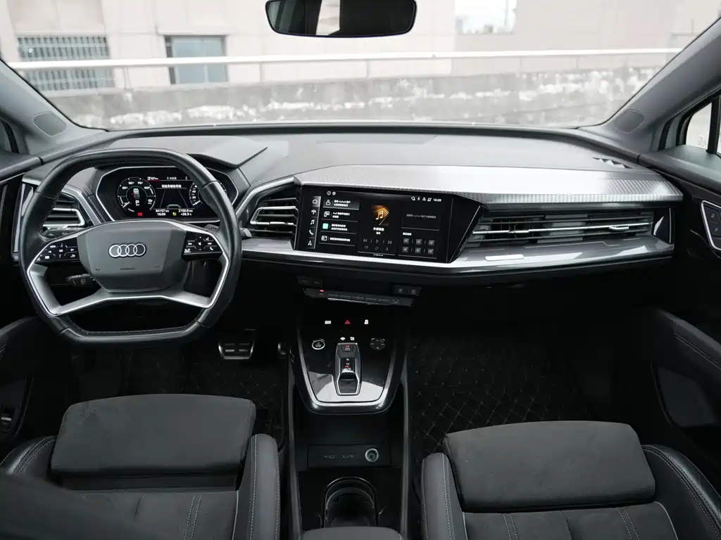 Audi Q4 e-tron 2023 50 e-tron quattro creation version купить на сайте DeffCars