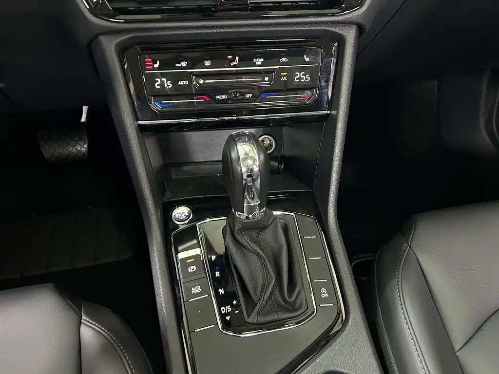 Tuyue 2022 280TSI two-wheel drive luxury version купить на сайте DeffCars