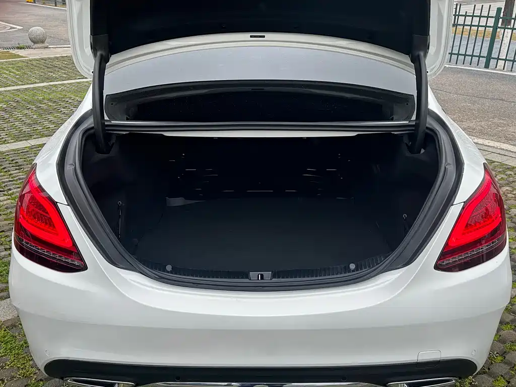 Mercedes-Benz C-Class 2020 facelift C 260 L sports version купить на сайте DeffCars