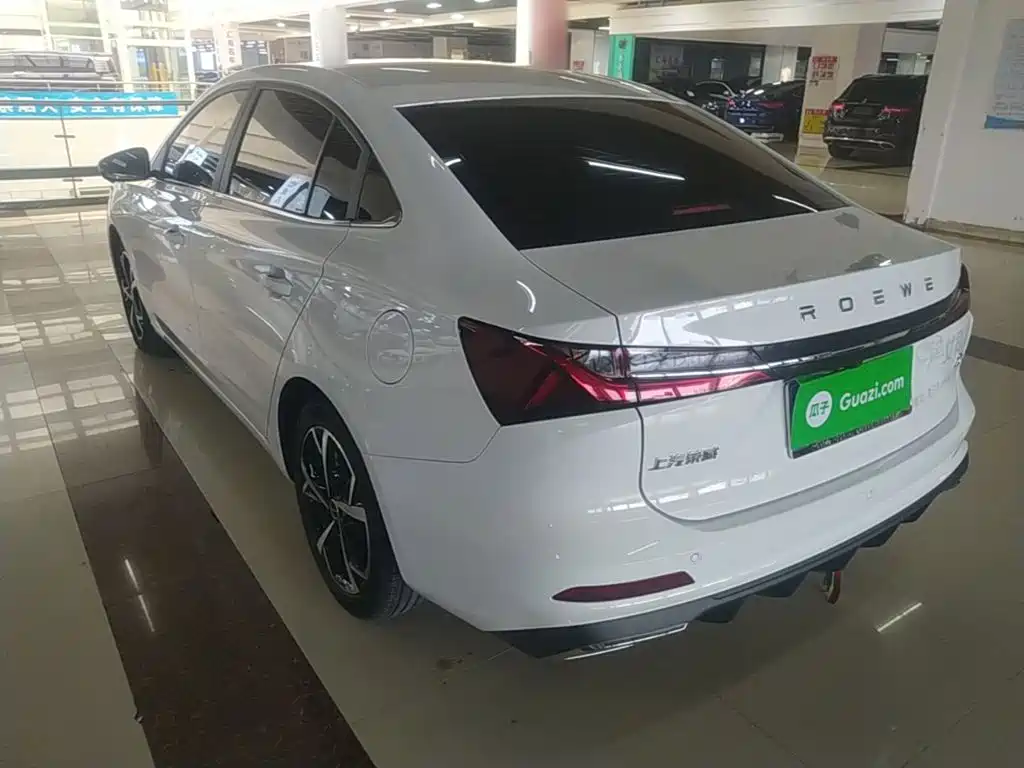 Roewe i5 2023 1.5L CVT Premium Edition купить на сайте DeffCars