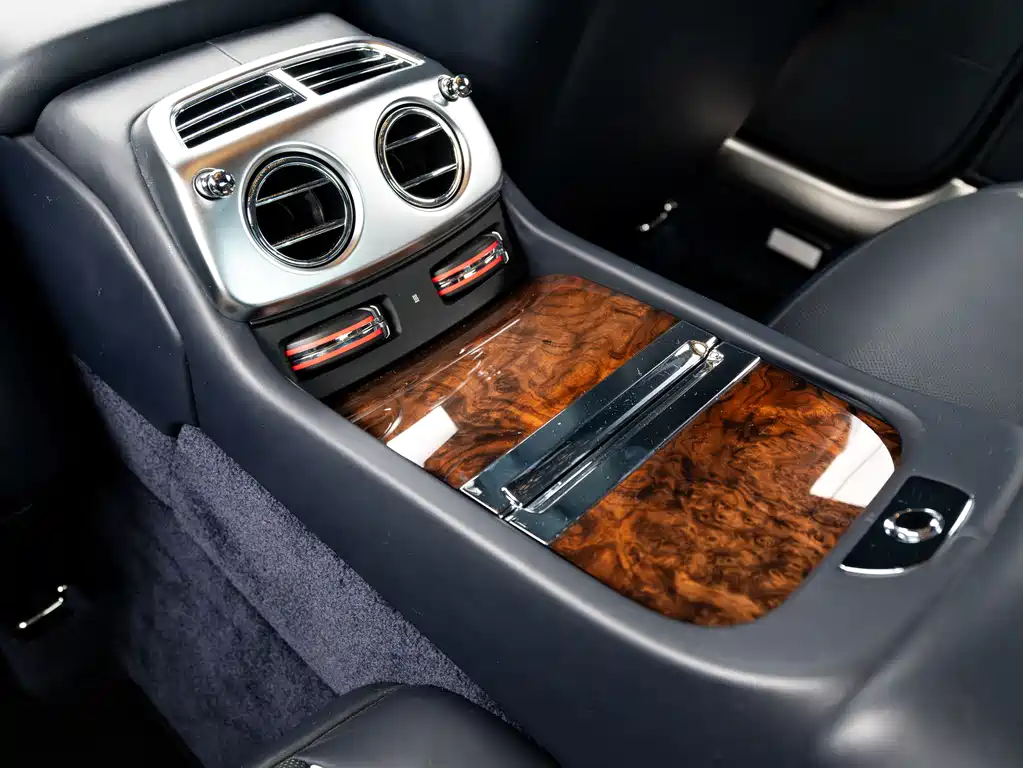 Phantom 2018 6.6T standard model купить на сайте DeffCars