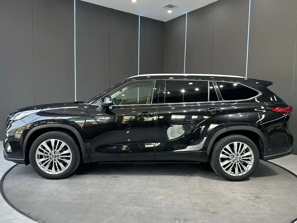 Highlander 2022 dual engine 2.5L four-wheel drive premium version 7 seats купить на сайте DeffCars