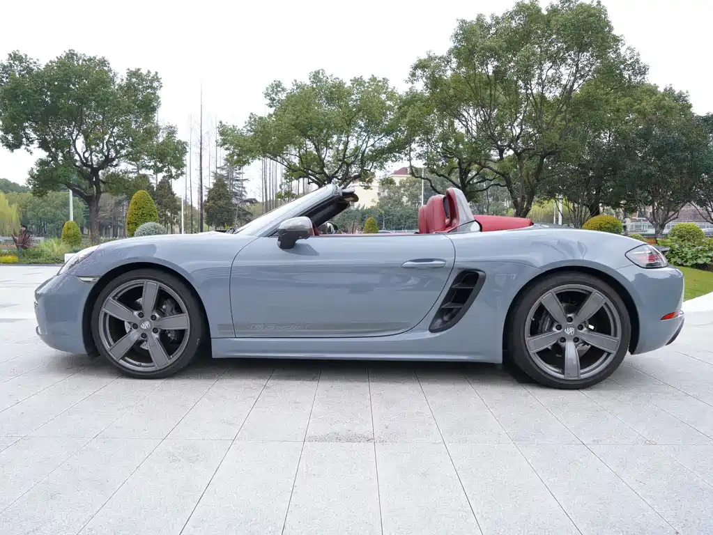 Porsche 718 2022 Boxster T 2.0T купить на сайте DeffCars