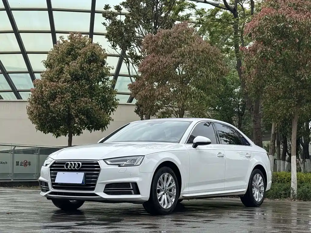 Audi A4L 2019 40 TFSI Enterprising National VI купить на сайте DeffCars