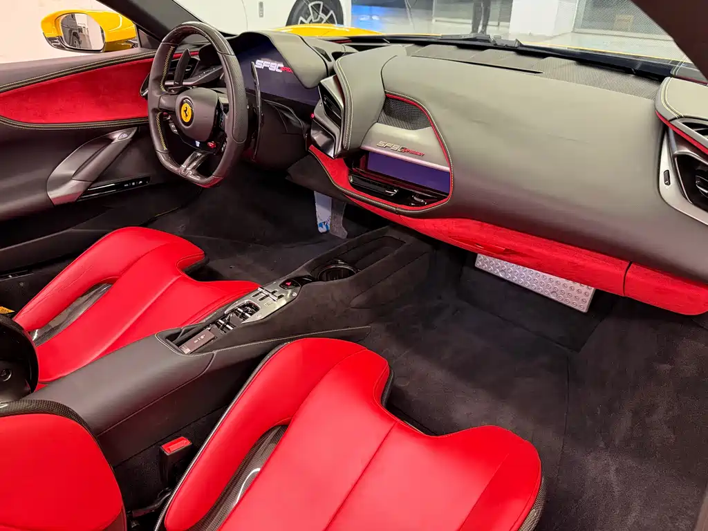 SF90 2021 3.9T V8 Spider купить на сайте DeffCars