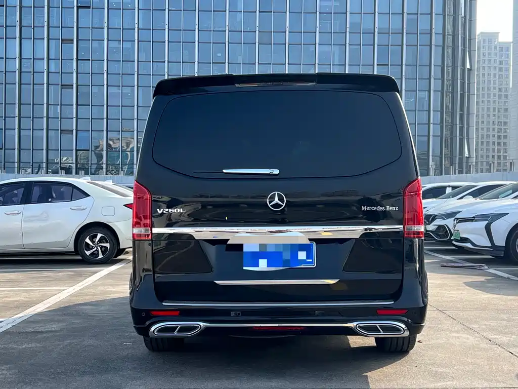 Mercedes-Benz V-Class 2017 V 260 L Premium Extended Edition купить на сайте DeffCars