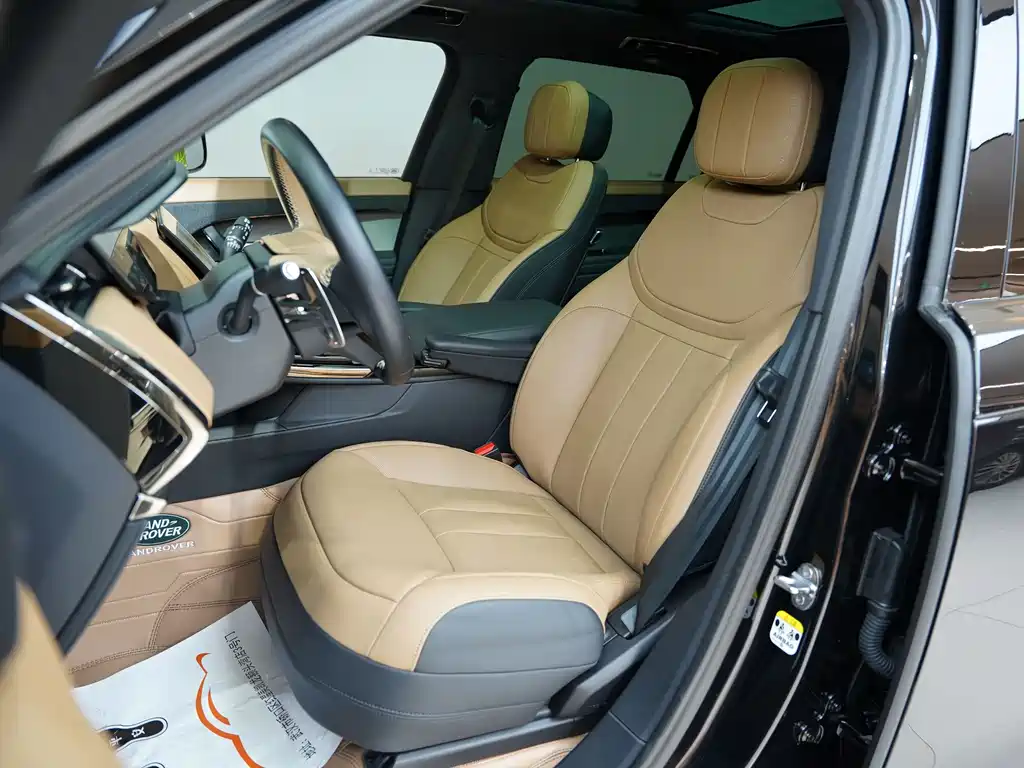 Range Rover Sport 2024 400PS Dynamic SE купить на сайте DeffCars