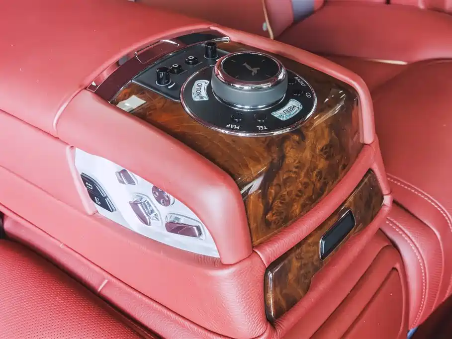 Ghost 2014 6.6T extended version купить на сайте DeffCars