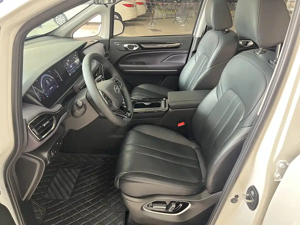 Trumpchi M6 2025 MAX 270T WDCT Deluxe Edition купить на сайте DeffCars