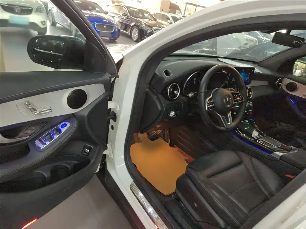 Mercedes-Benz GLC Coupe 2020 GLC 260 4MATIC Coupe SUV купить на сайте DeffCars