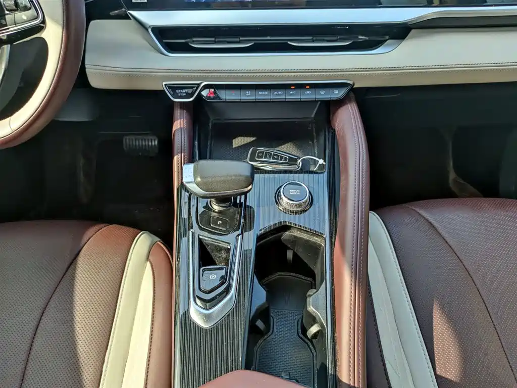 Xingyue L 2023 2.0TD high-power automatic two-wheel drive flagship model купить на сайте DeffCars
