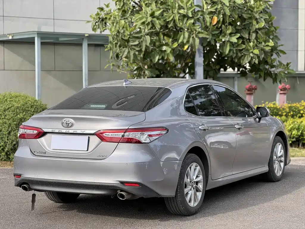 Camry 2023 2.0G Deluxe Edition купить на сайте DeffCars