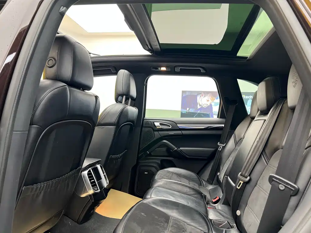 Cayenne 2016 Cayenne Platinum Edition 3.0T купить на сайте DeffCars