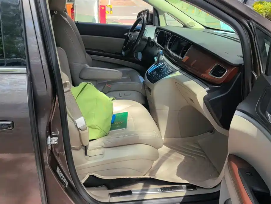 Buick GL8 2017 25S Premium Type National V купить на сайте DeffCars