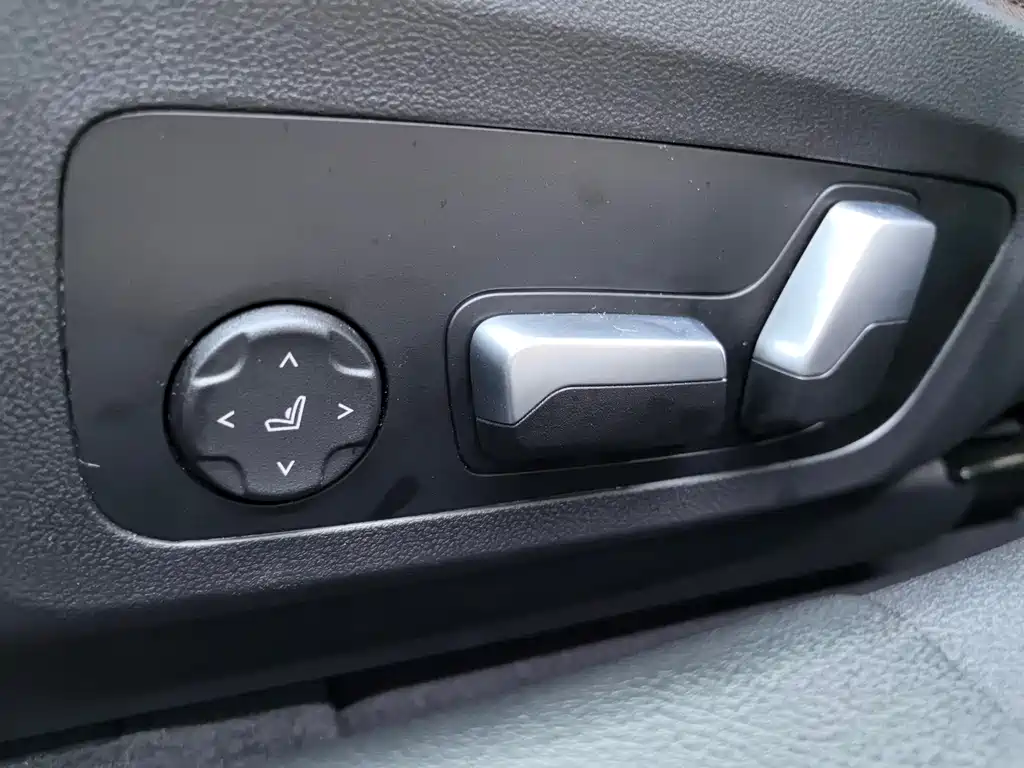 BMW i3 2022 eDrive 35 L купить на сайте DeffCars