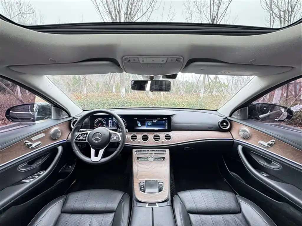 Mercedes-Benz E-Class 2020 E 260 L купить на сайте DeffCars