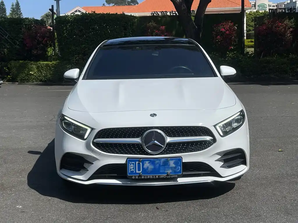 Mercedes-Benz A-Class 2019 A 200 L Sports Sedan купить на сайте DeffCars