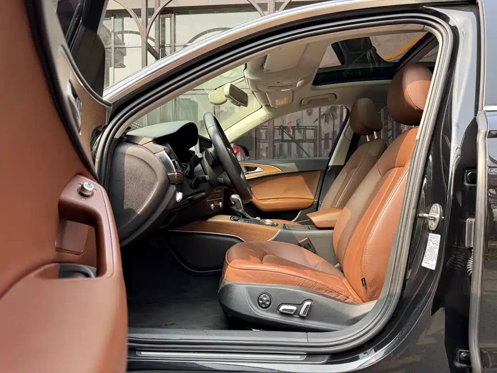Audi A6L 2018 30th Anniversary Model 30 FSI Fashion Model купить на сайте DeffCars