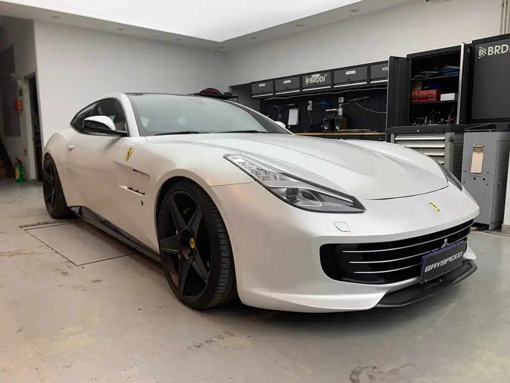 GTC4Lusso 2016 6.3L V12 купить на сайте DeffCars