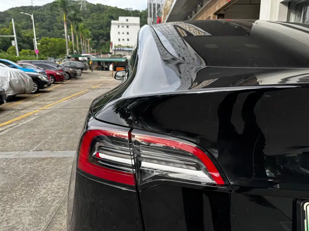 Model Y 2022 facelift rear-wheel drive version купить на сайте DeffCars